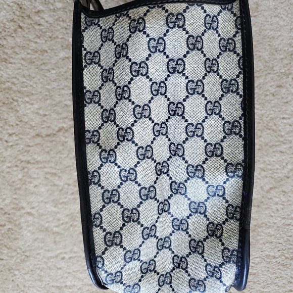 Poor Condition Blue Vintage Gucci Handbag - Picture 11 of 16